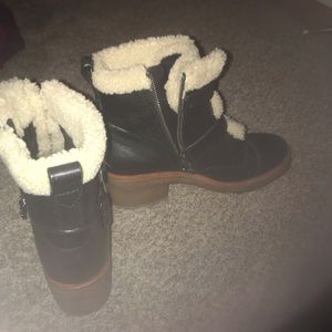 Coach black leather boot 9.5 like new